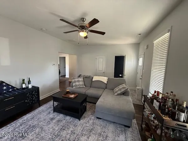 $2,000 | 201 Dairyfarm Road, Jacksonville, NC 28546