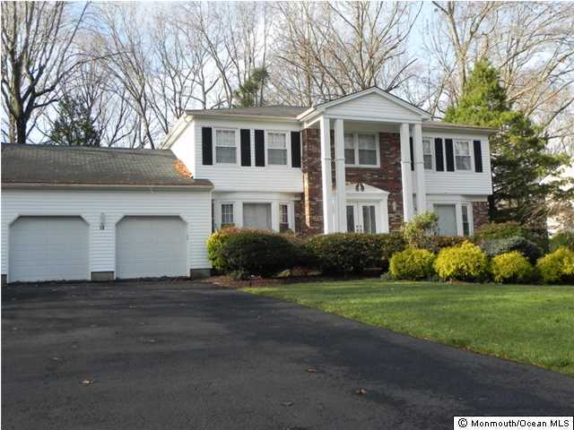 19 Tuppence Road Manalapan, NJ 07726 - Photo 1 of 18 Primary Photo