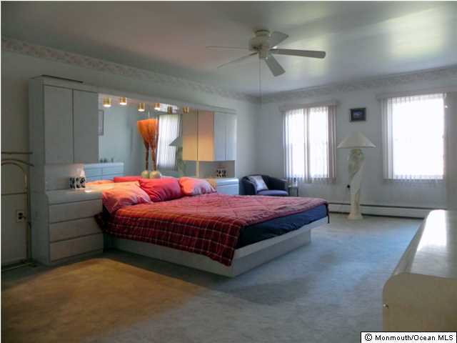 19 Tuppence Road Manalapan, NJ 07726 - Photo 14 of 18 Additional Photo