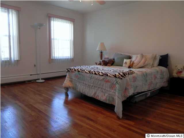 19 Tuppence Road Manalapan, NJ 07726 - Photo 15 of 18 Additional Photo