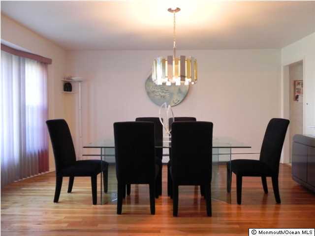 19 Tuppence Road Manalapan, NJ 07726 - Photo 5 of 18 Additional Photo