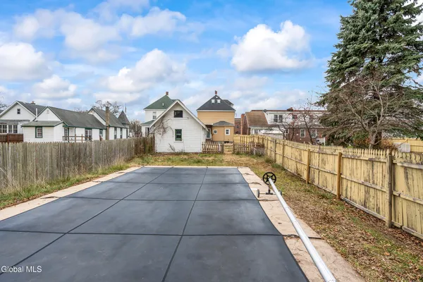$235,000 | 969 Vischer Avenue, Rotterdam, NY 12306