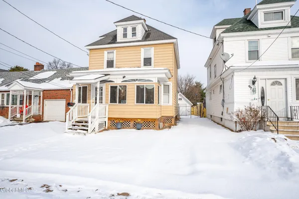 $235,000 | 969 Vischer Avenue, Rotterdam, NY 12306
