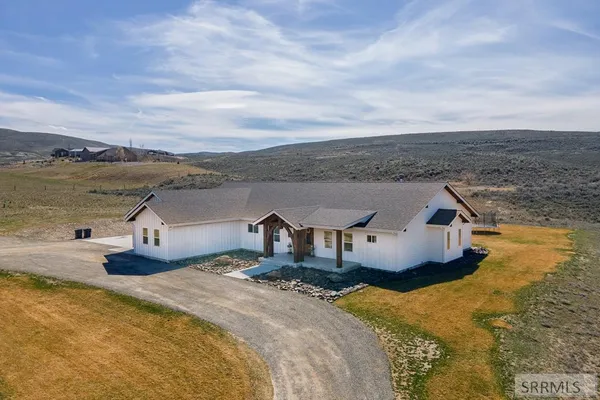 $979,000 | 53 Black Hawk Drive, Carmen, ID 83462