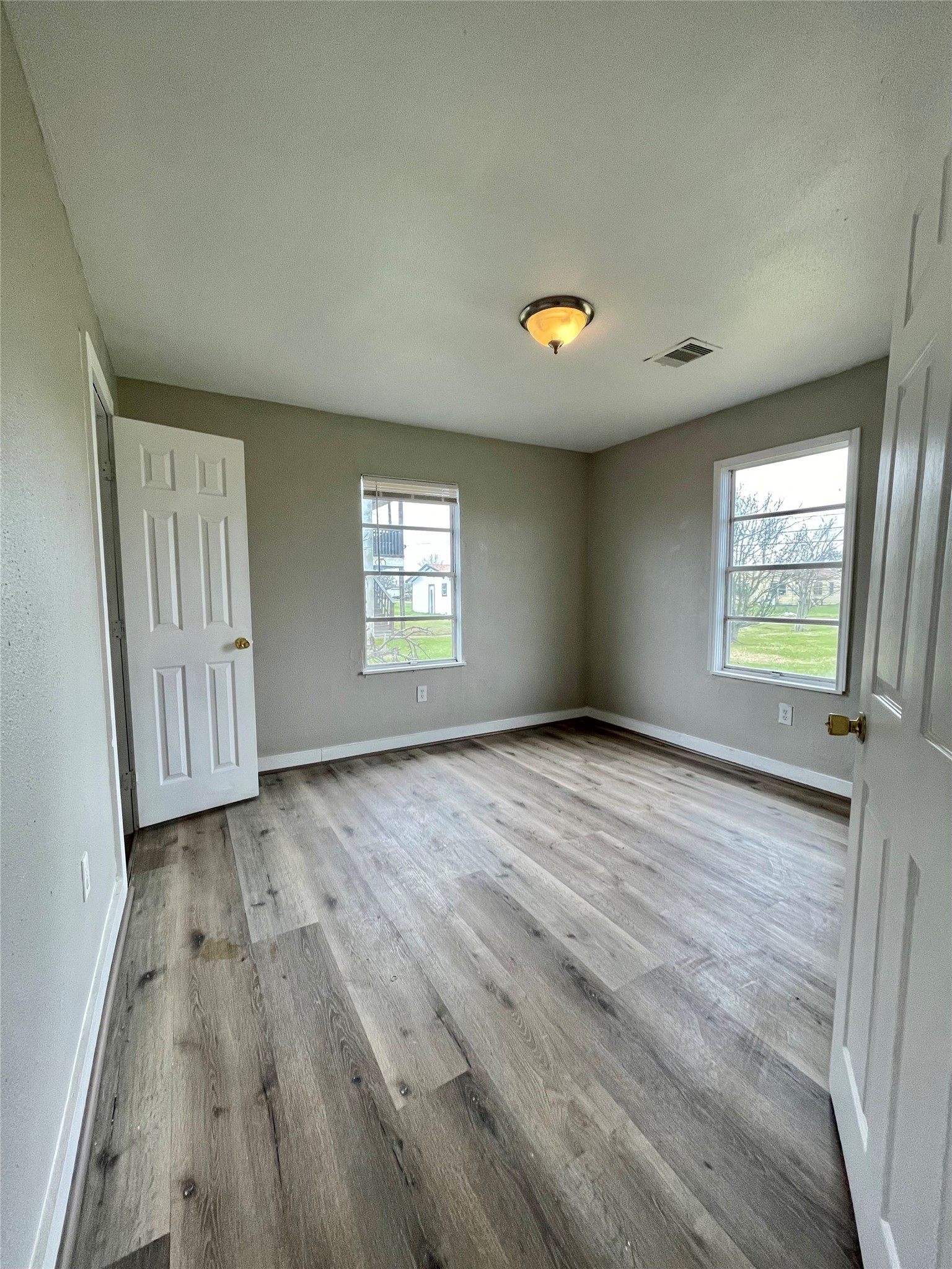 327 West 7th Street Freeport, TX 77541 - Photo 10 of 14