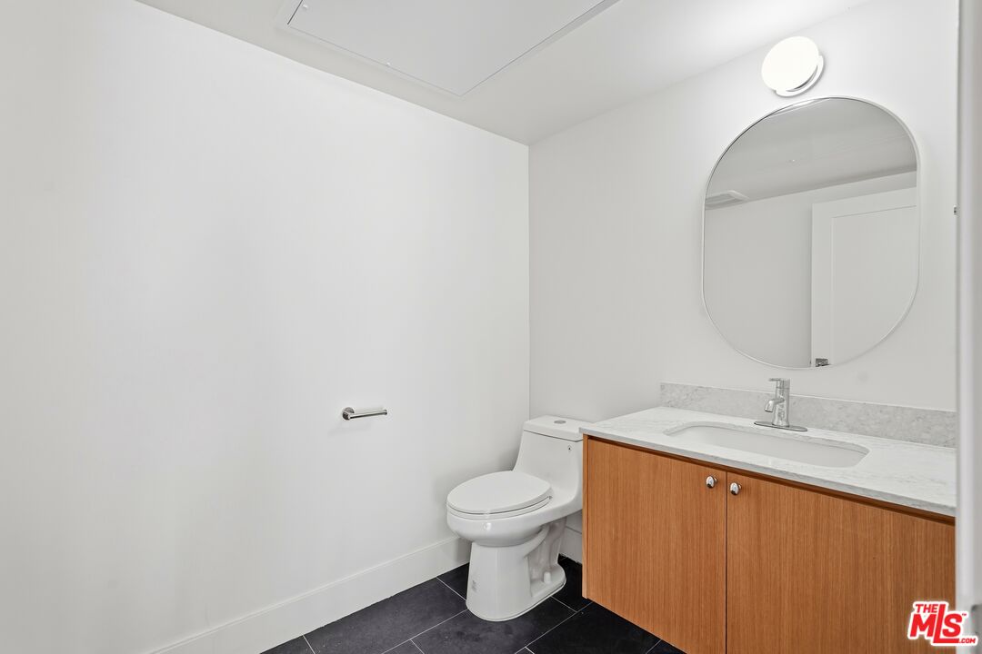 1822 Overland Avenue, Unit 101 Los Angeles, CA 90025 - Photo 5 of 14