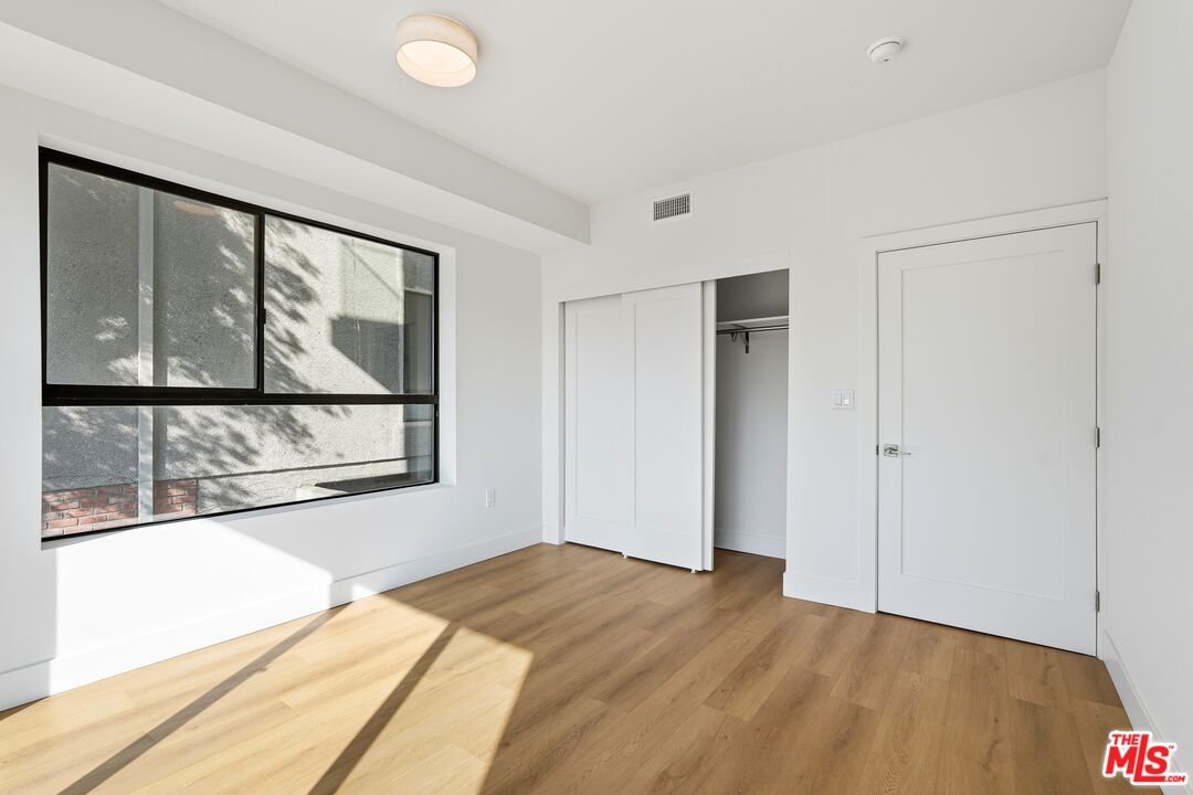 1822 Overland Avenue, Unit 101 Los Angeles, CA 90025 - Photo 8 of 14