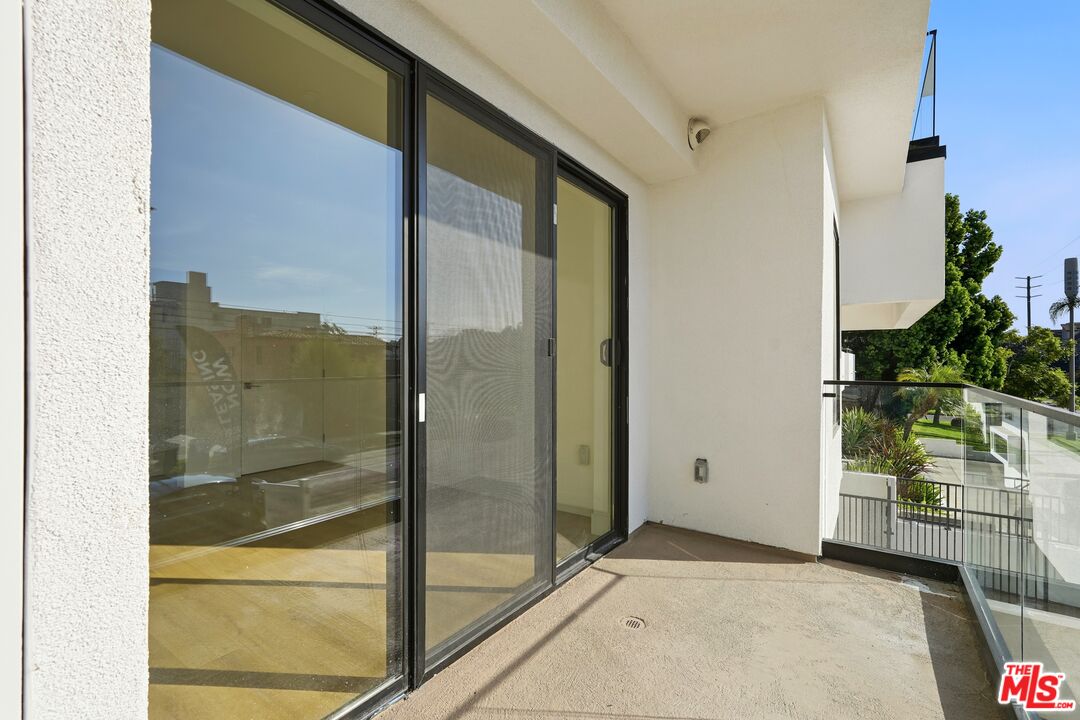 1822 Overland Avenue, Unit 101 Los Angeles, CA 90025 - Photo 10 of 14