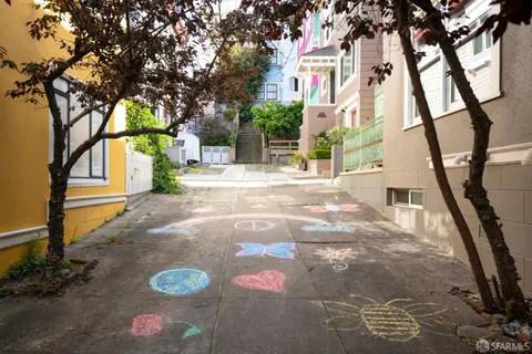 $4,995,000 | 1161 Pacific Avenue, San Francisco, CA 94133