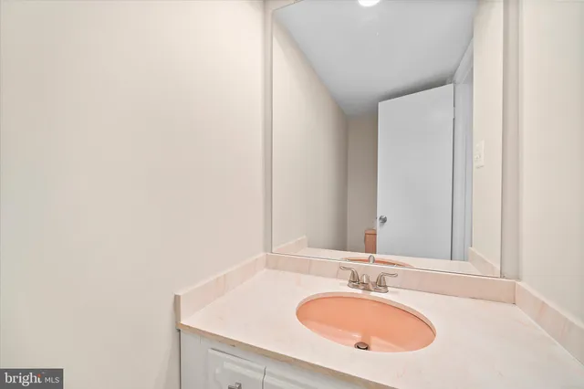 $3,100 | 3221 Adams Court, Fairfax, VA 22030