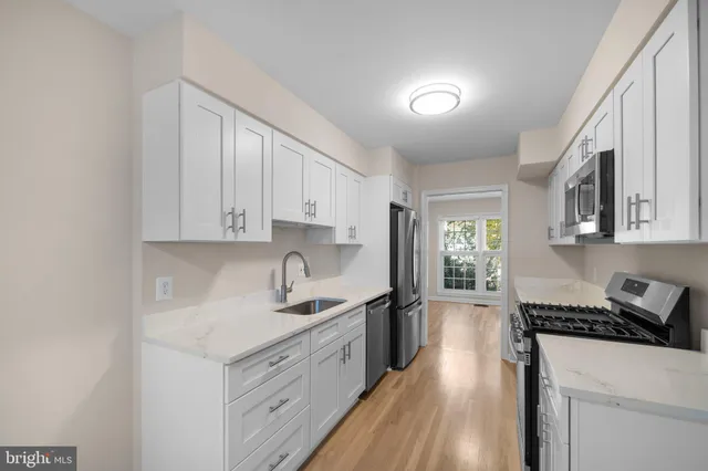 $3,100 | 3221 Adams Court, Fairfax, VA 22030
