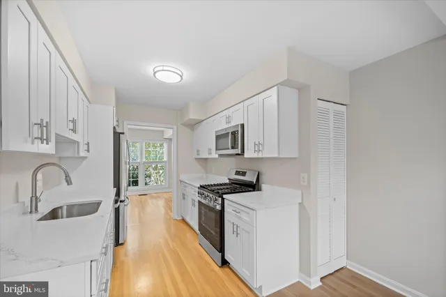 $3,100 | 3221 Adams Court, Fairfax, VA 22030