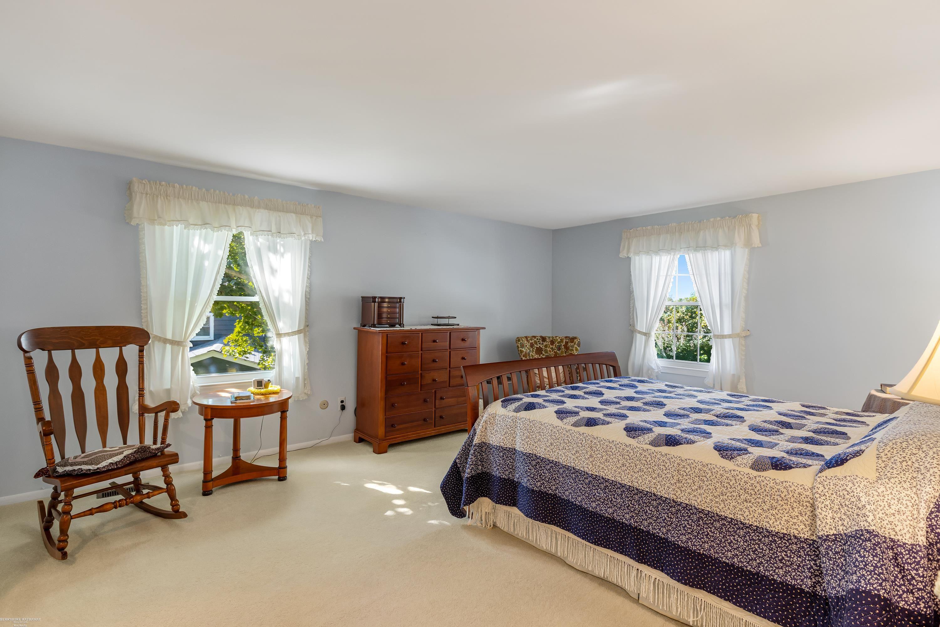681 Lake Forest Road Rochester, MI 48309 - Photo 20 of 41 50156139-0ccb64b3-c4ed-4ac1-9cd2-9f69d4f811ce.JPG