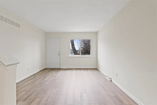 $350,000 | 801 South Grant Street, Olathe, KS 66061