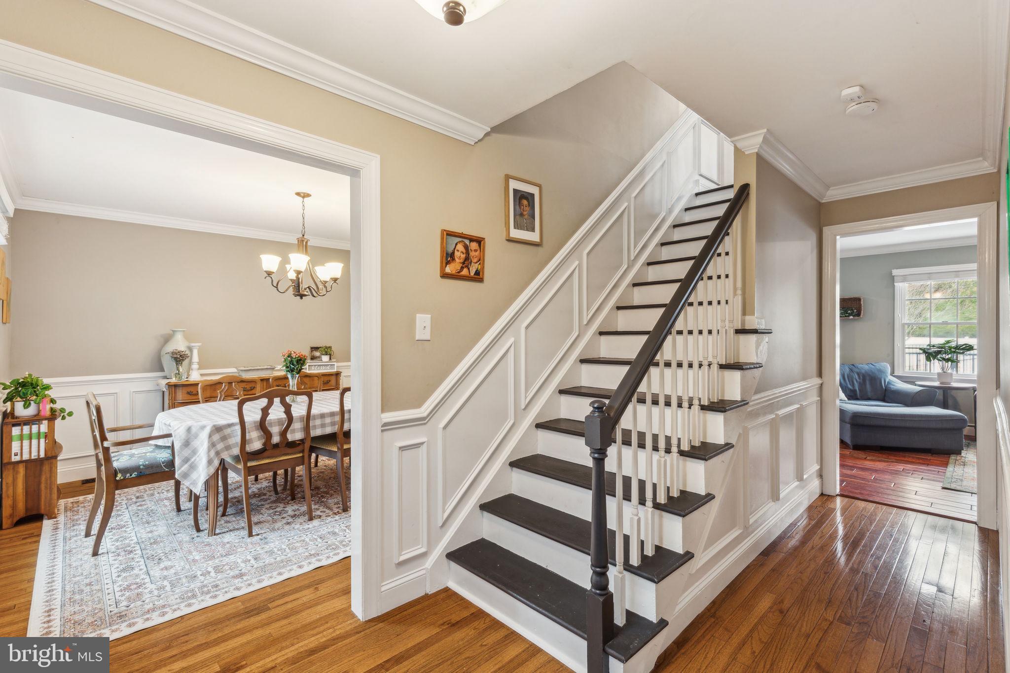 25 Wallingford Way Shamong, NJ 08088 - Photo 4 of 65 a view of entryway and hall with wooden floor