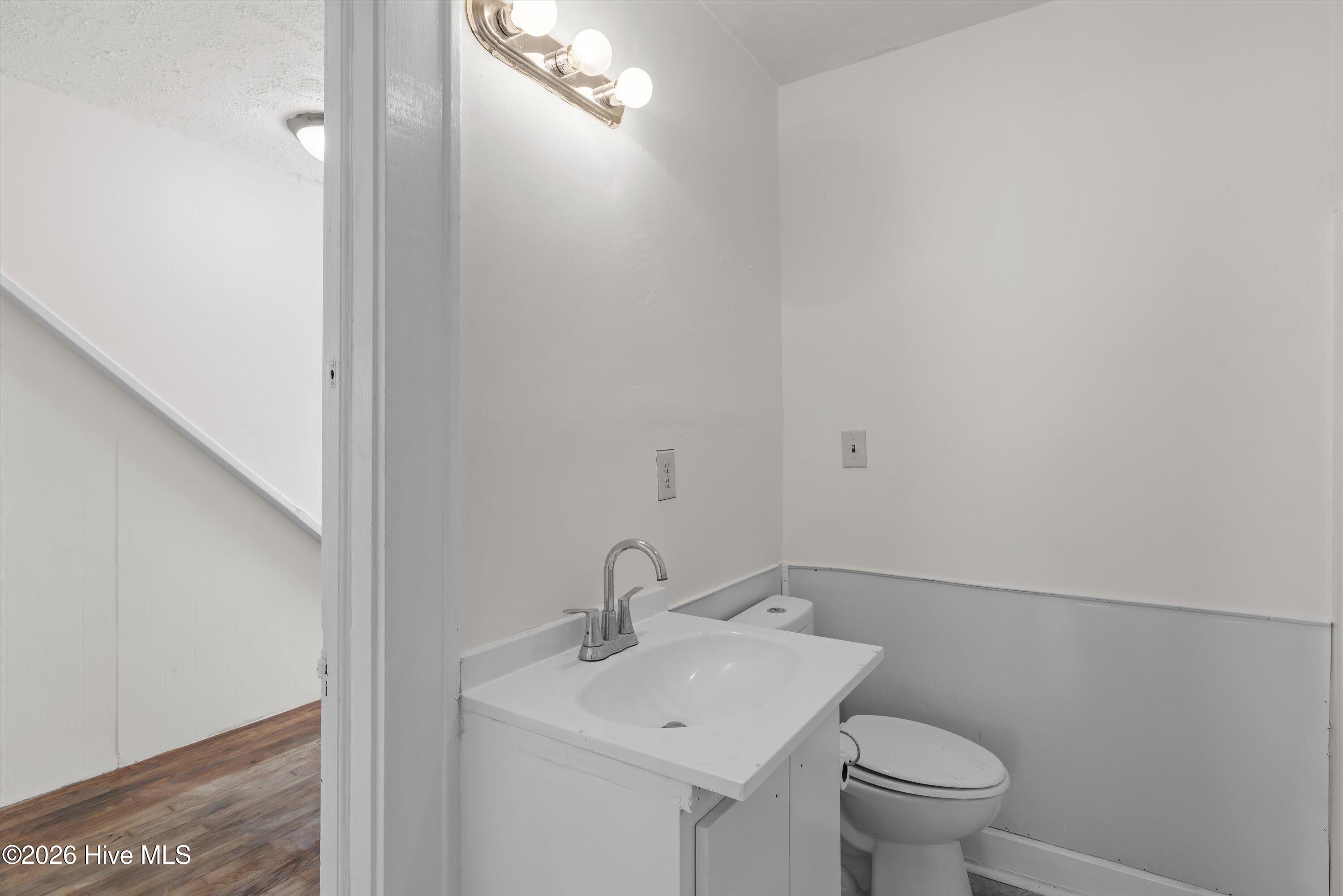 2122 Sanders Road Augusta, GA 30906 - Photo 19 of 31 Full bath with access to bedroom 2 and hallway