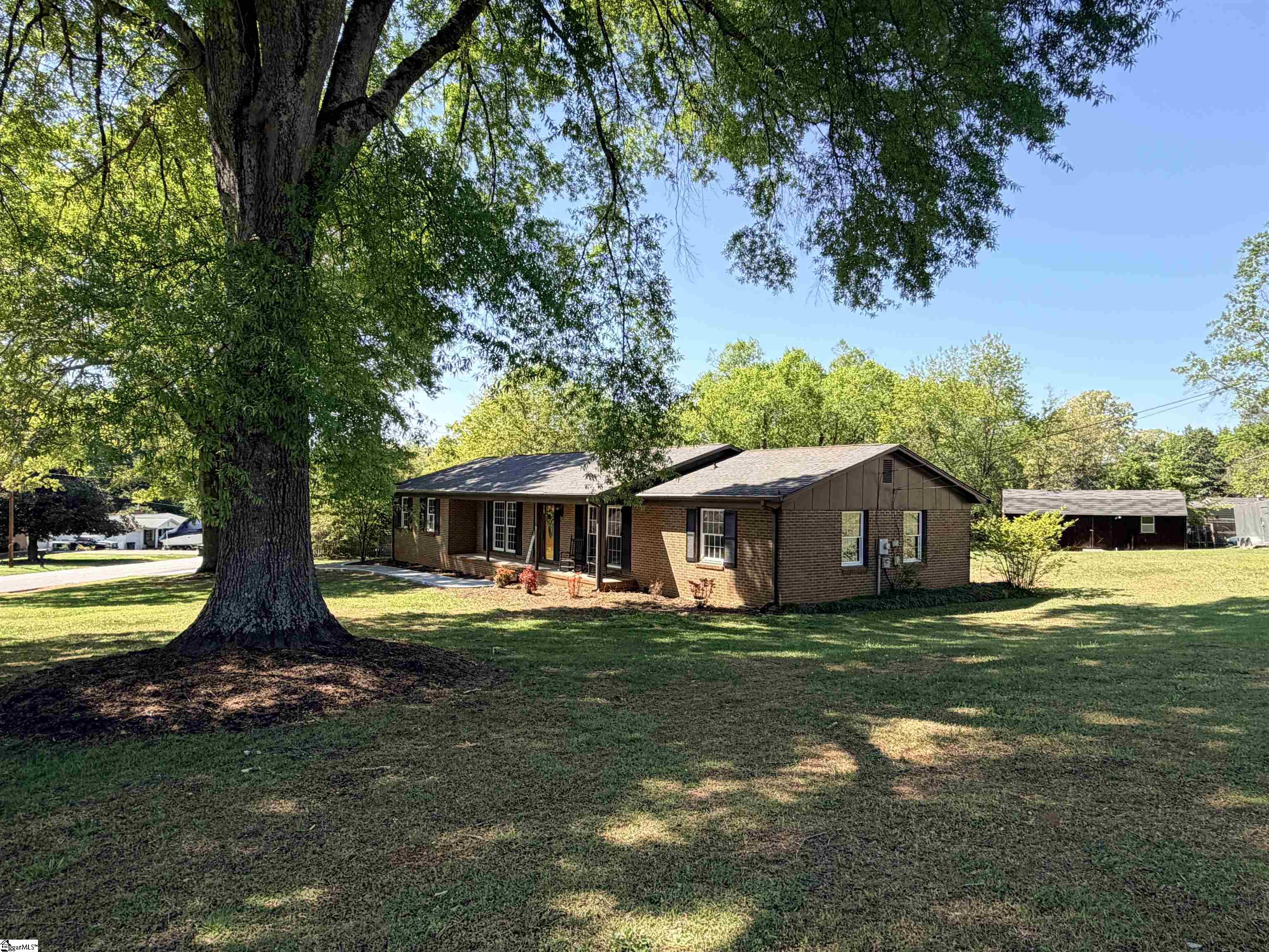 303 Robinall Drive Easley, SC 29642 - Photo 39 of 43
