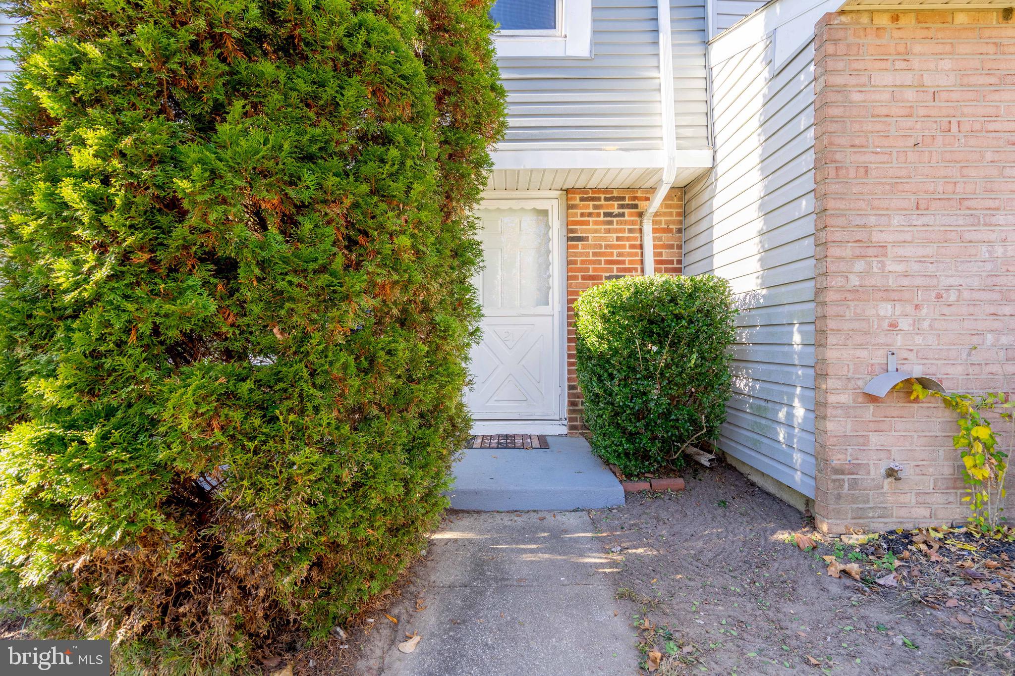 21 Milstone Court Sicklerville, NJ 08081 - Photo 2 of 37