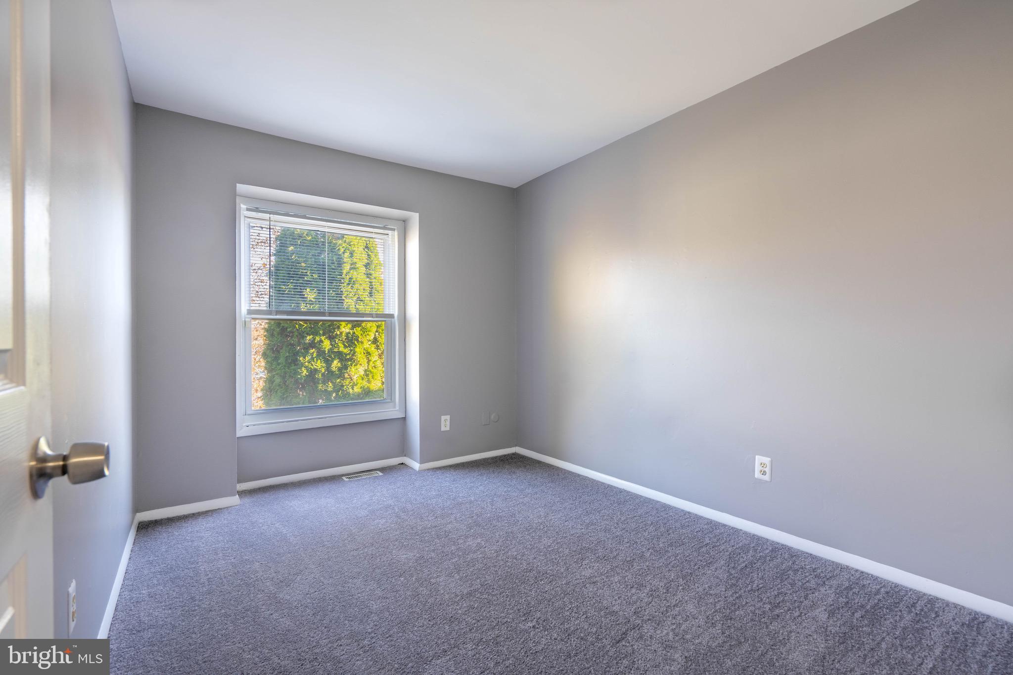 21 Milstone Court Sicklerville, NJ 08081 - Photo 27 of 37