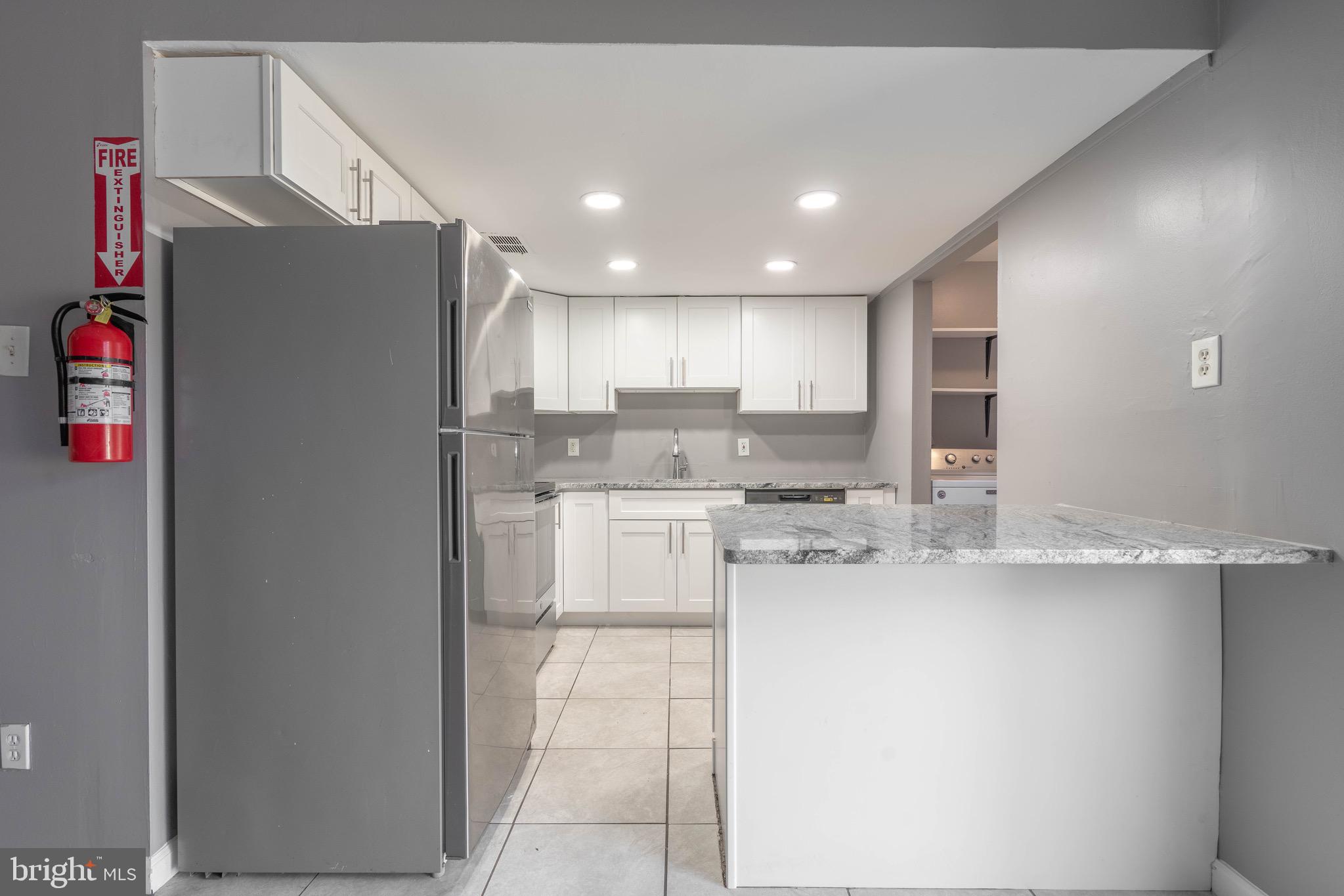 21 Milstone Court Sicklerville, NJ 08081 - Photo 10 of 37