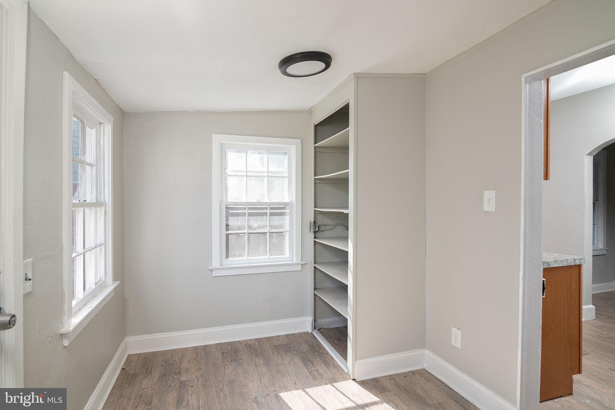 20 Mercer Street Hamilton, NJ 08690 - Photo 6 of 13
