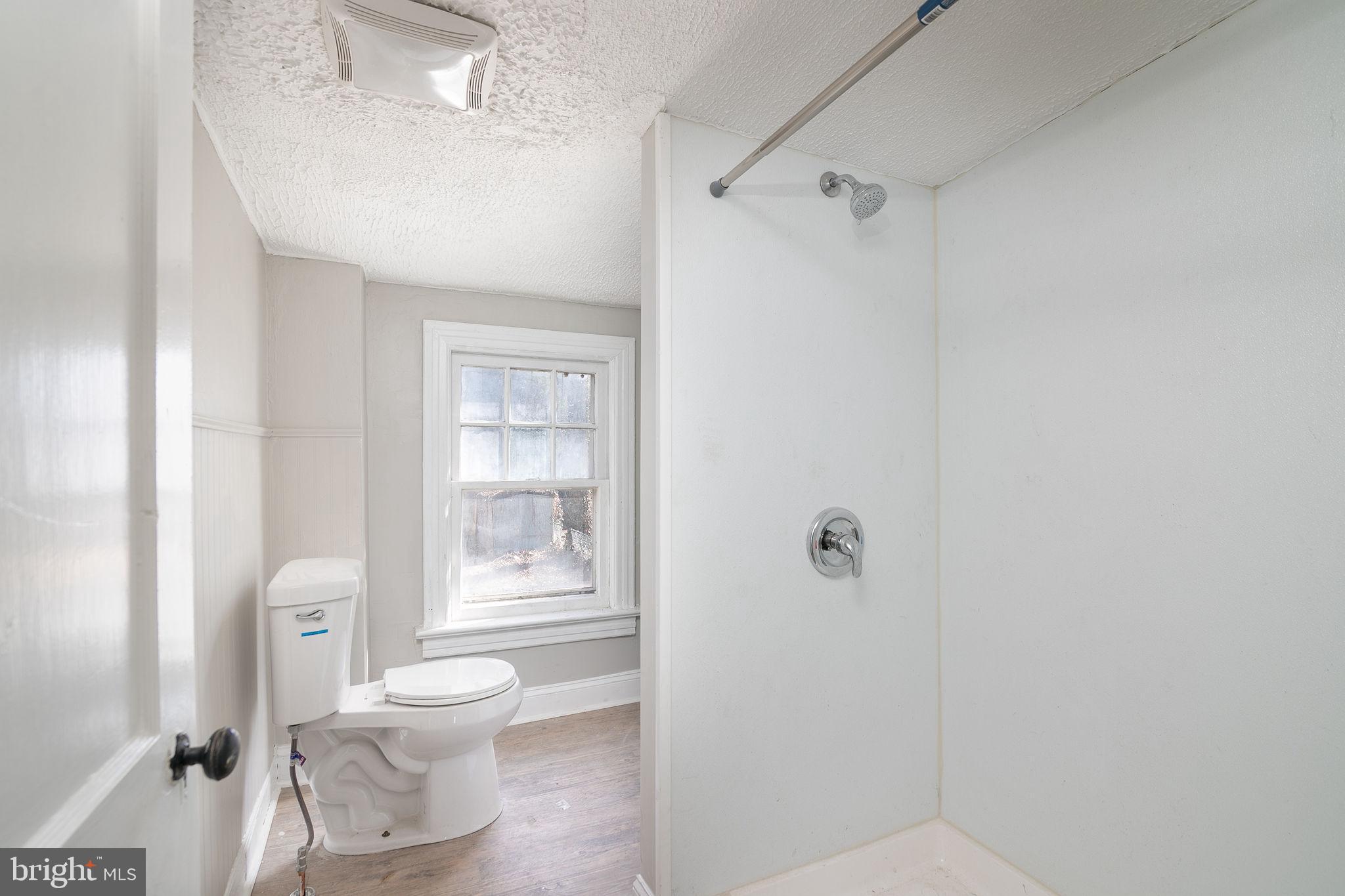 20 Mercer Street Hamilton, NJ 08690 - Photo 9 of 13