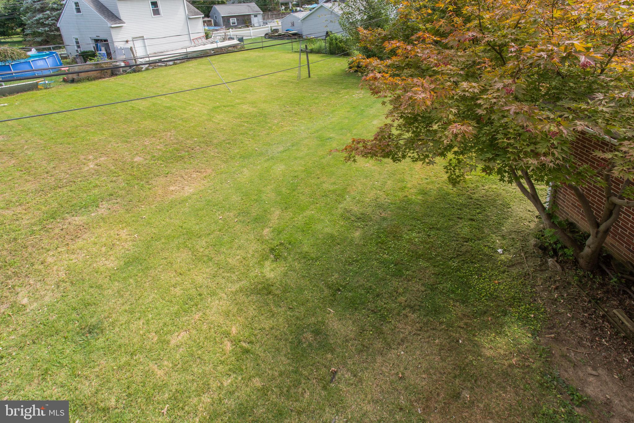 376 Shaw Road Ridley Park, PA 19078 - Photo 22 of 25 View of Yard from the Roof-top Deck