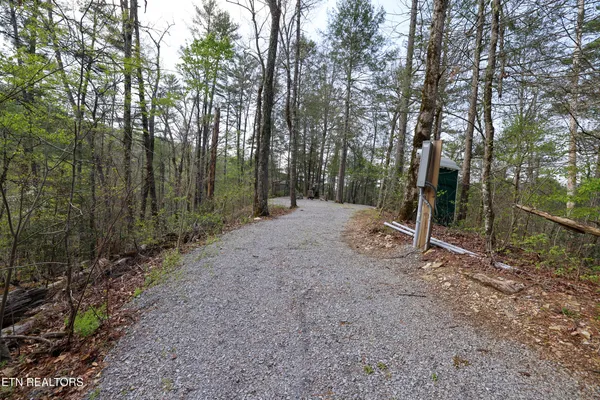 $250,000 | 1011 Carrs Creek Road, Townsend, TN 37882