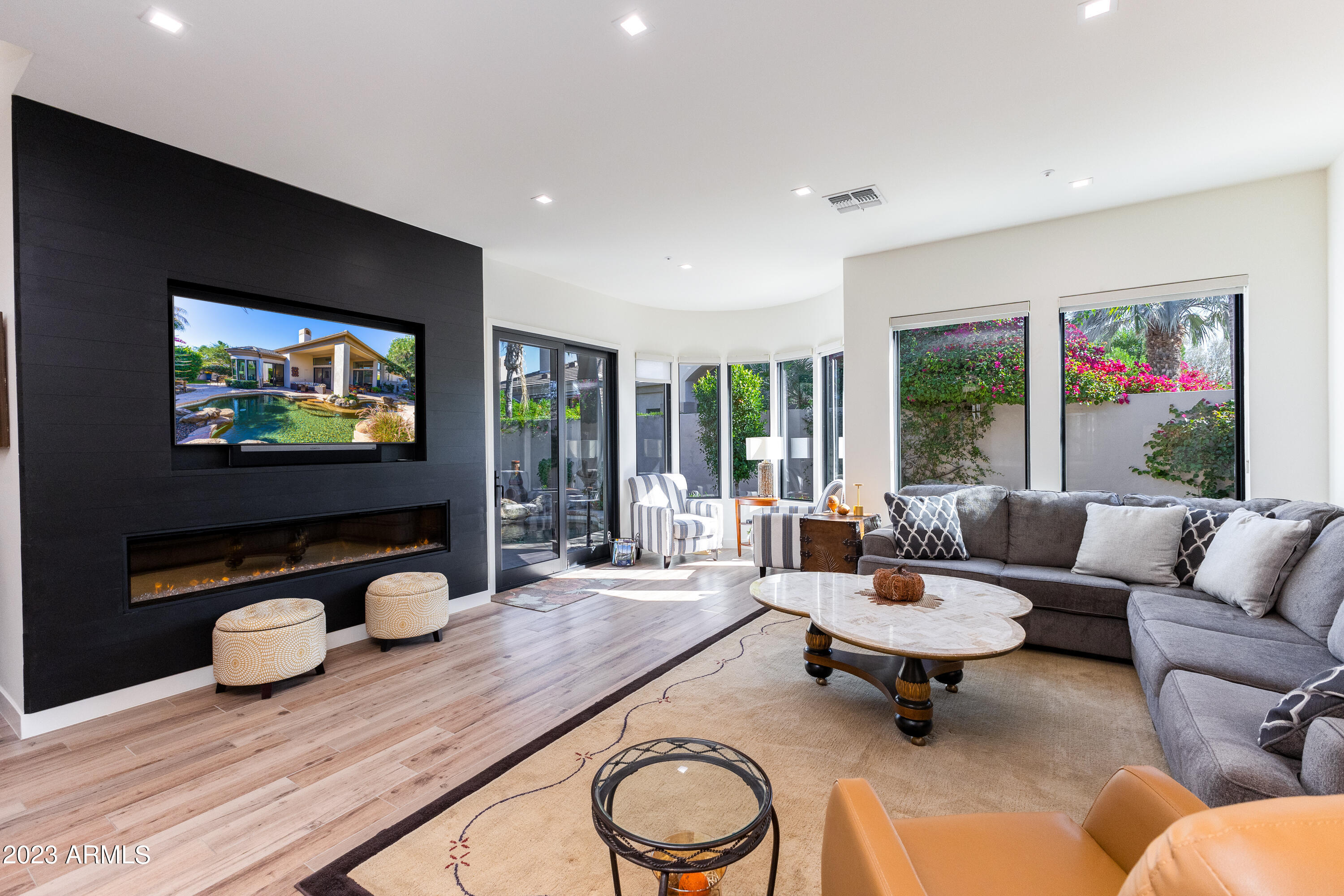 7705 East Doubletree Ranch Road, Unit 47 Scottsdale, AZ 85258 - Photo 17 of 42 Living Room-3