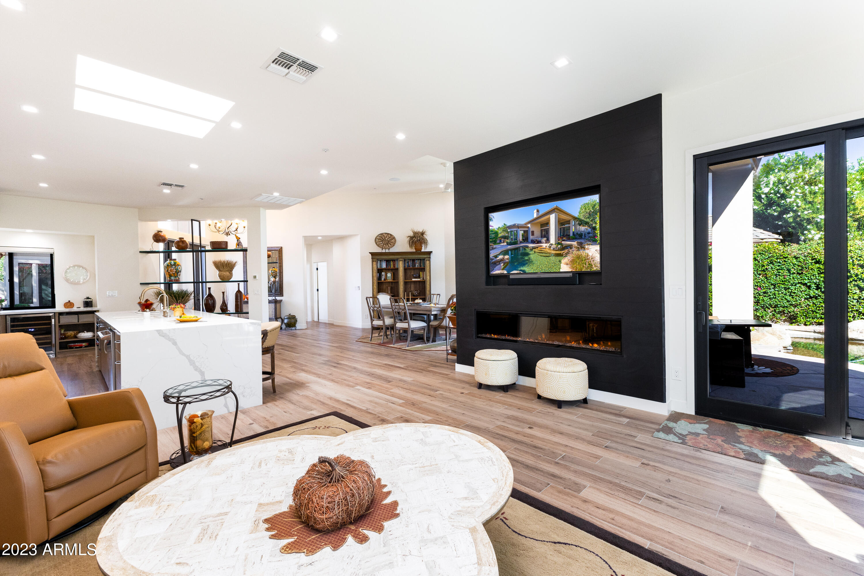 7705 East Doubletree Ranch Road, Unit 47 Scottsdale, AZ 85258 - Photo 18 of 42 Living Room-4