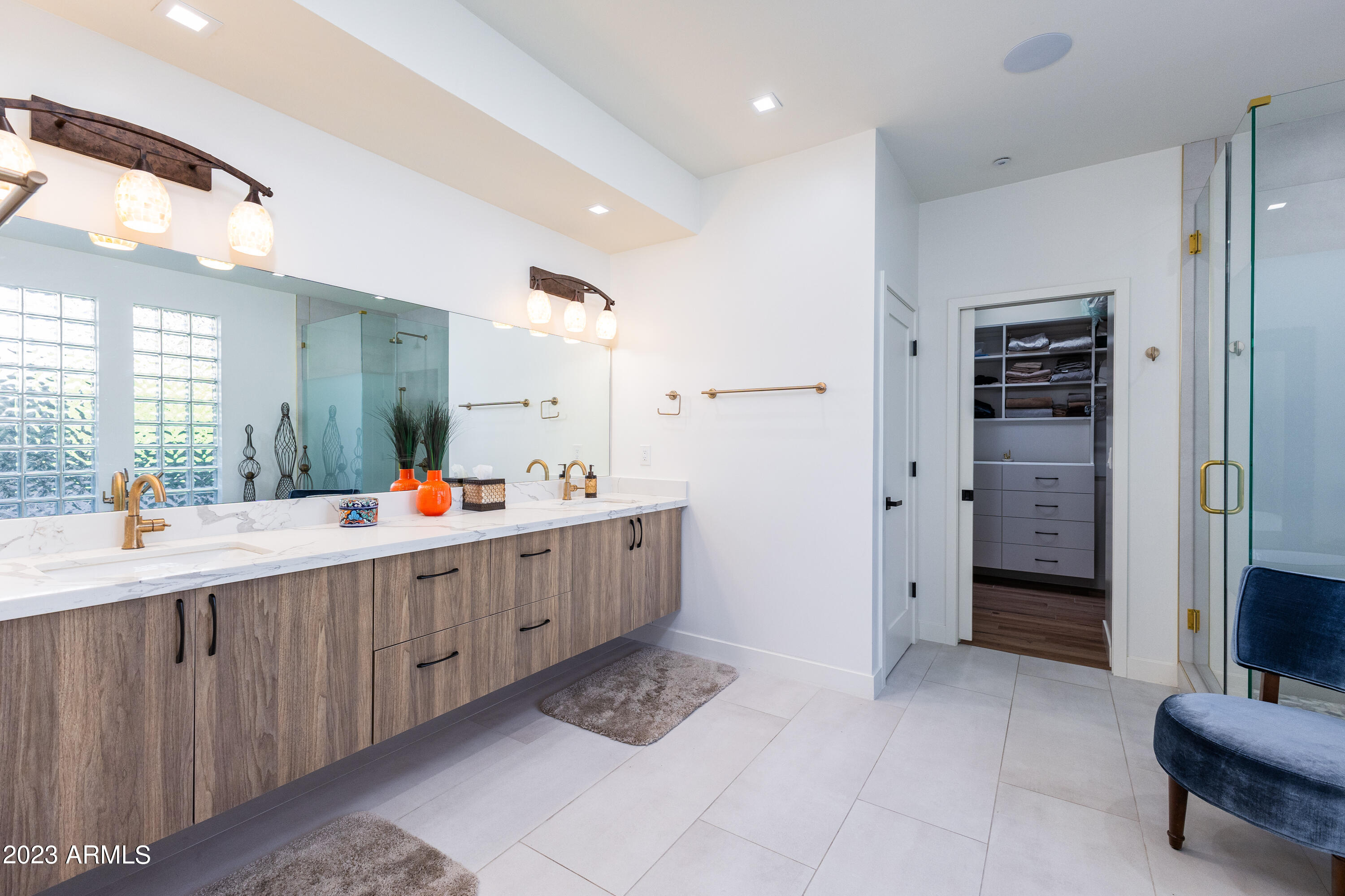 7705 East Doubletree Ranch Road, Unit 47 Scottsdale, AZ 85258 - Photo 22 of 42 Primary bath