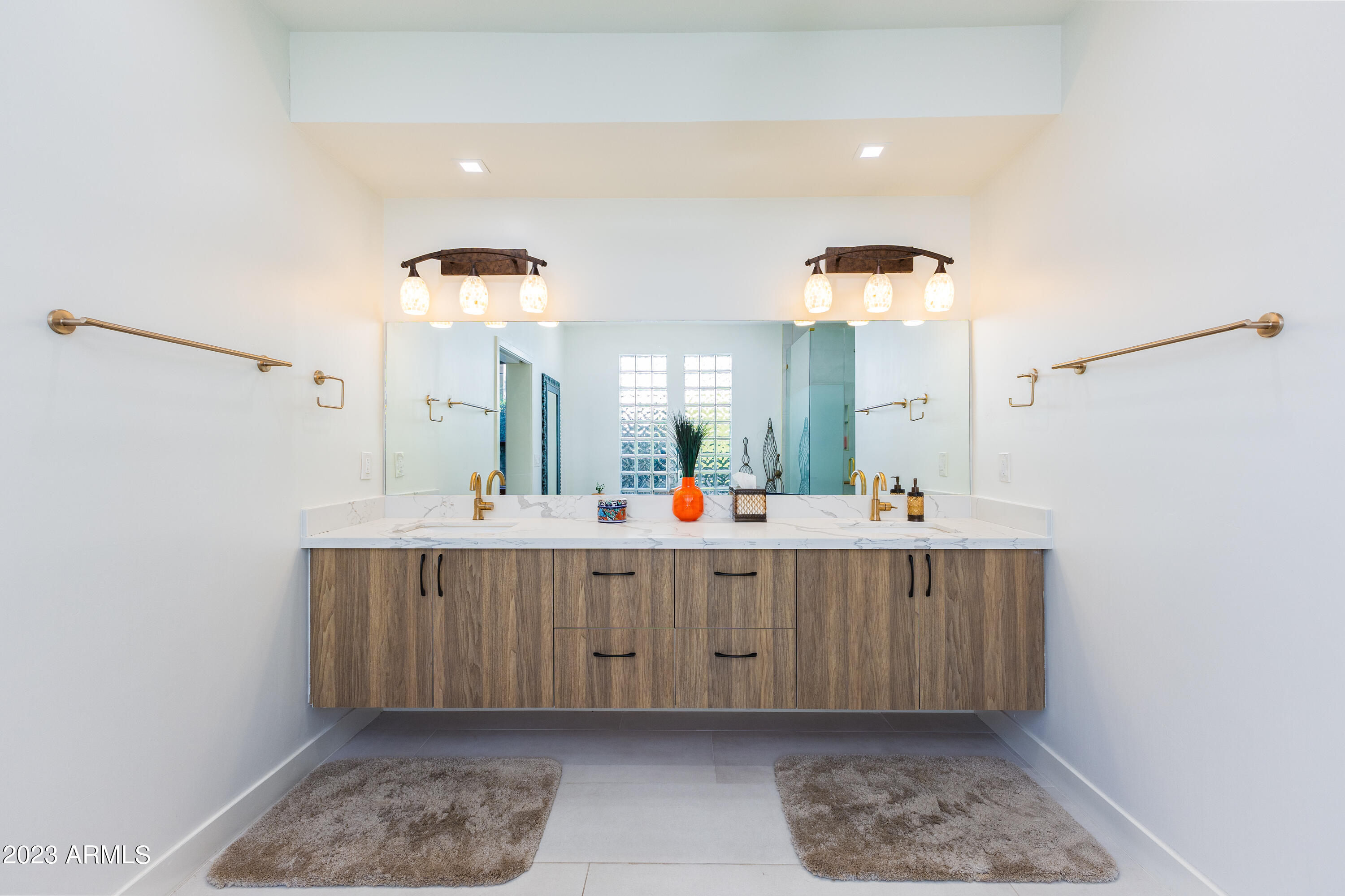 7705 East Doubletree Ranch Road, Unit 47 Scottsdale, AZ 85258 - Photo 23 of 42 Primary bathroom-5
