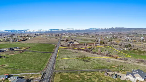 $190,000 | Nka Douglas Road, Yakima, WA 98908