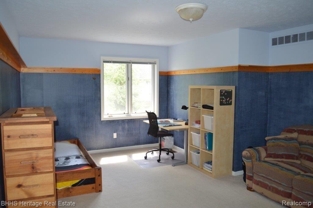 9665 Quail Ridge Run Brighton, MI 48114 - Photo 58 of 73 70357.jpg