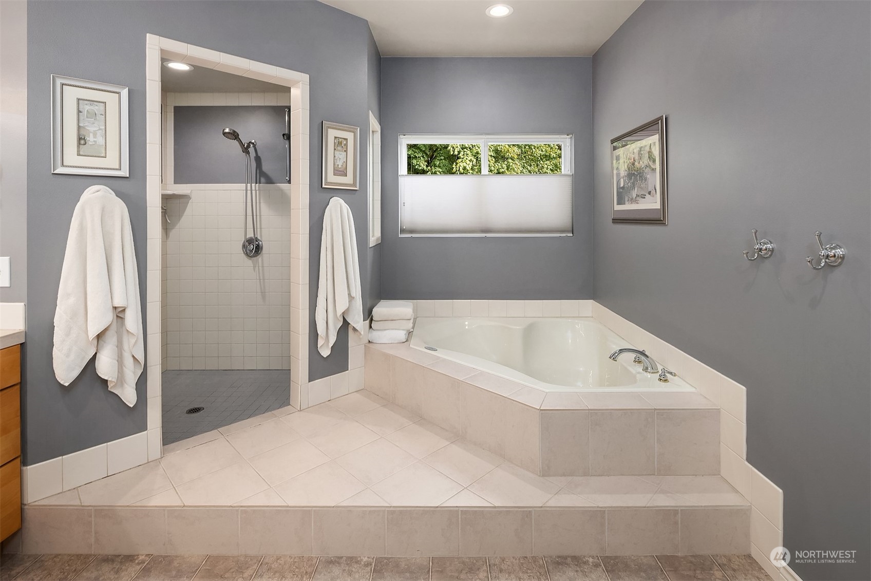32255 Northeast 88th Street Carnation, WA 98014 - Photo 26 of 40 a spacious bathroom with a bathtub and a shower