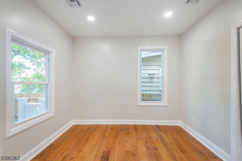 26 Washington Street, Unit 1 Montclair, NJ 07042 - Photo 22 of 34