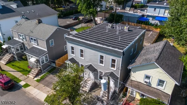 $2,600 | 26 Washington Street, Unit 1, Montclair, NJ 07042