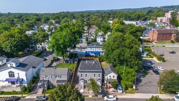$2,600 | 26 Washington Street, Unit 1, Montclair, NJ 07042