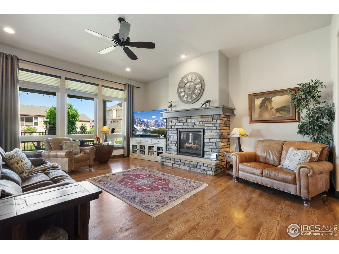 5207 Long Drive Timnath, CO 80547 - Photo 3 of 40