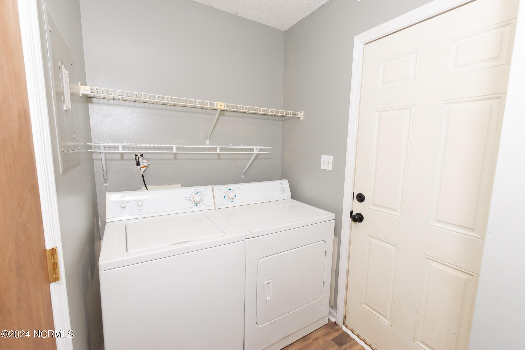 525 Raintree Circle Jacksonville, NC 28540 - Photo 26 of 47 525 Raintree Cir-31