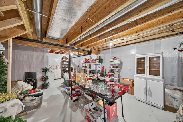 $299,900 | 54823 Cheyenne Meadows Drive, Osceola, IN 46561