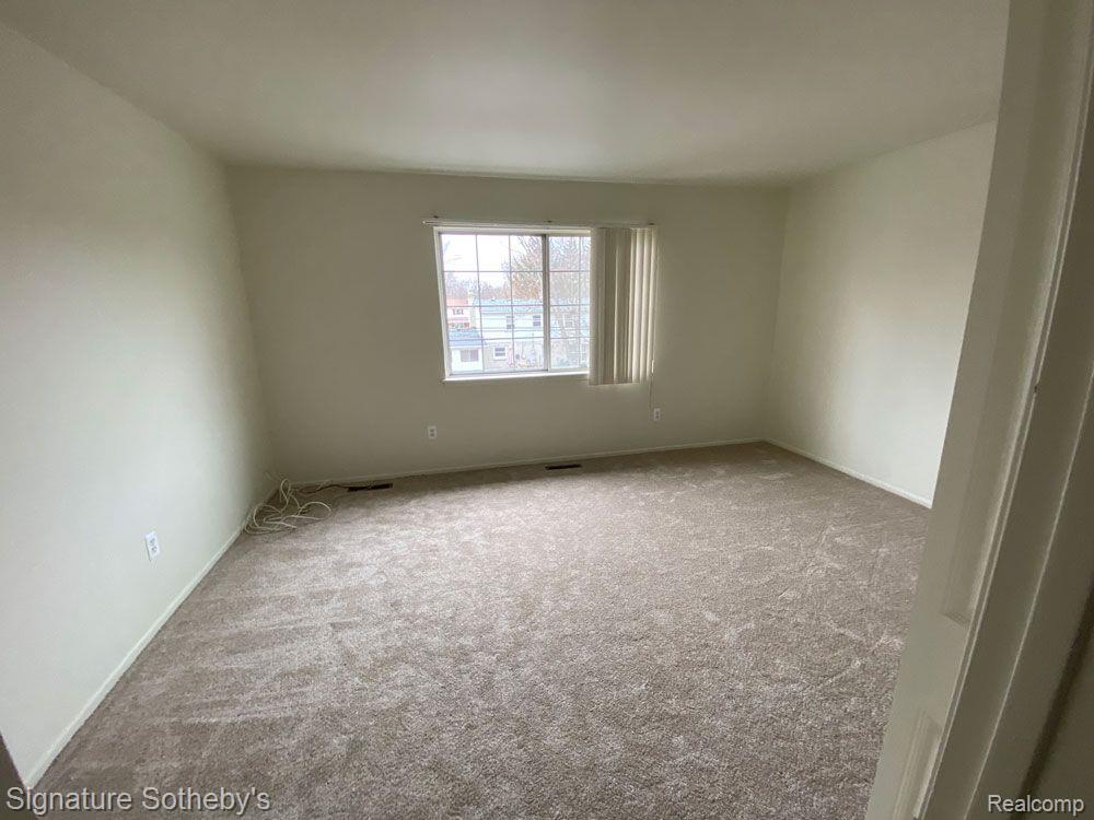 32264 West 12 Mile Road, Unit 26 Farmington, MI 48334 - Photo 11 of 19