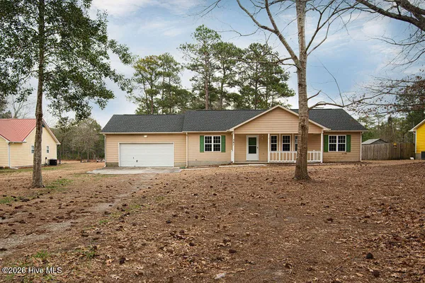 $270,000 | 381 Highway 172, Hubert, NC 28539