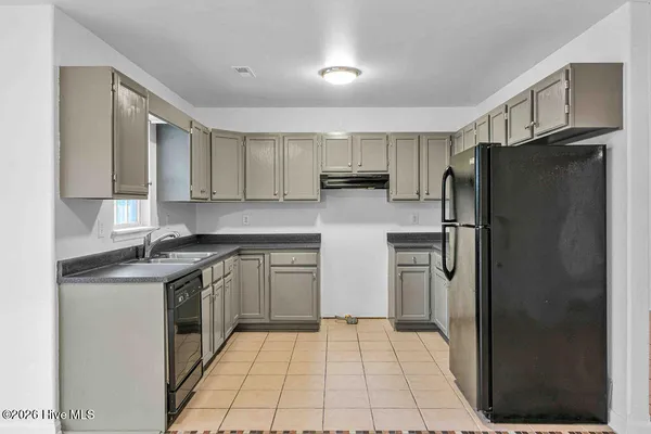 $270,000 | 381 Highway 172, Hubert, NC 28539