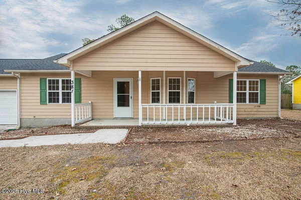 $270,000 | 381 Highway 172, Hubert, NC 28539