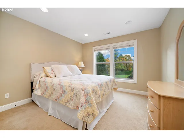 $985,000 | 4332 Southeast 166th Court, Vancouver, WA 98683