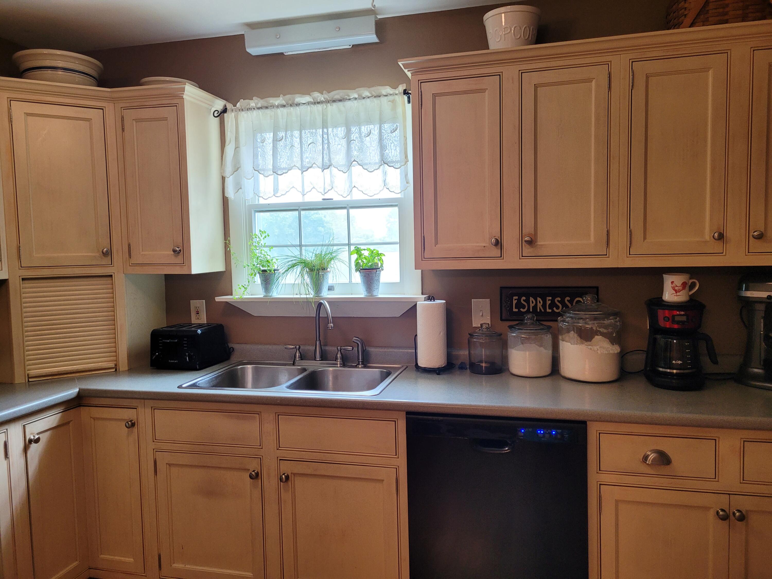 308 Center Road Fairfield, ME 04937 - Photo 6 of 22 06
