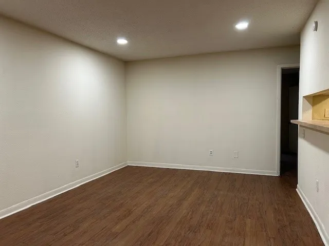 $850 | 4709 Harmon Avenue, Unit 313, Austin, TX 78751