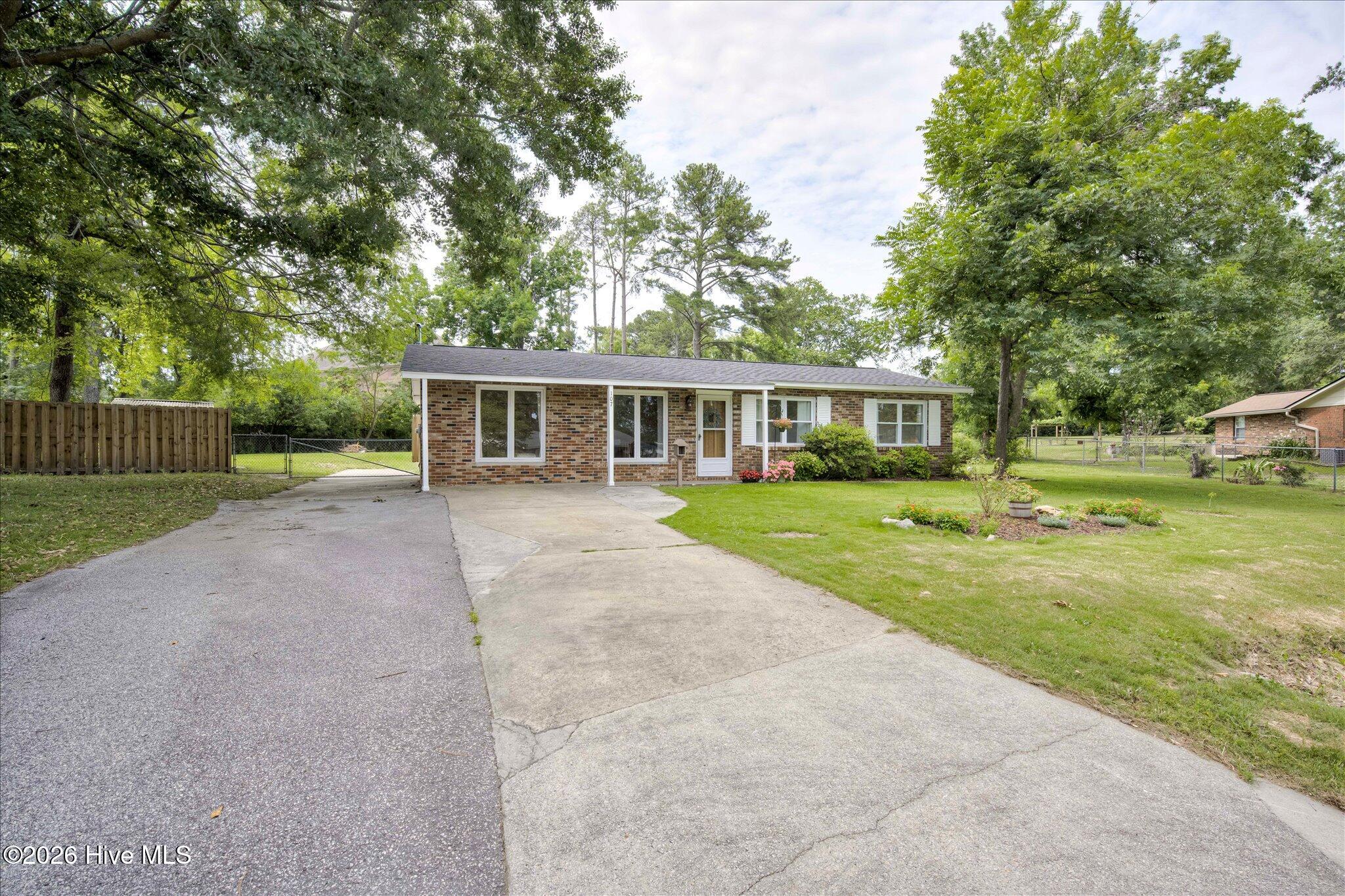 107 Wadsworth Court Grovetown, GA 30813 - Photo 3 of 45