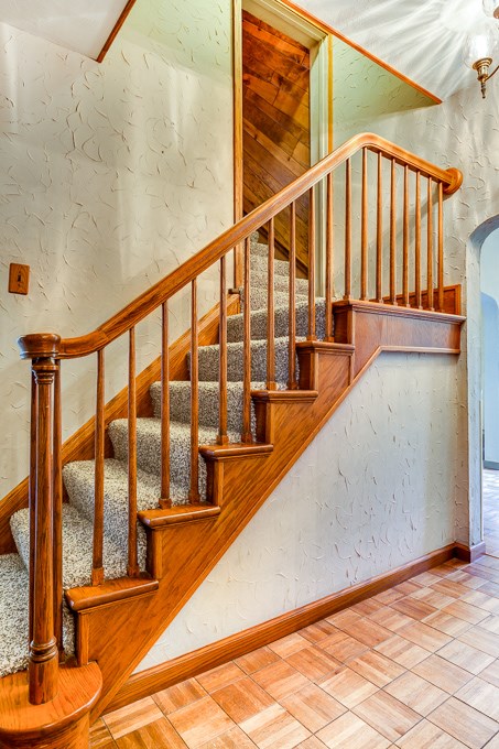2221 Sheridan Road Fort Wayne, IN 46803 - Photo 14 of 32
